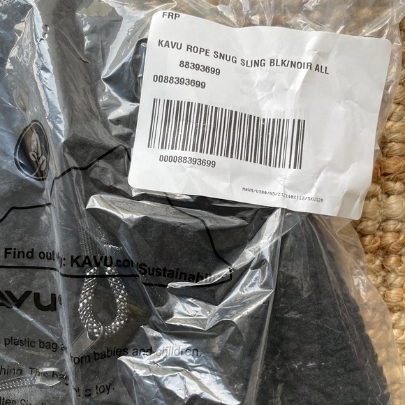 NEW KAVU Rope Snug Sling Bag - Picture 9 of 11